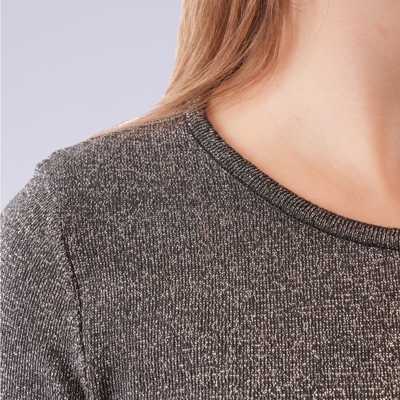 Minark Women’s Metallic Thread Knit Crop Top - Picture 3 of 4